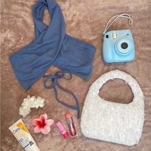 SHEIN Blue Halter Top with Sleeves